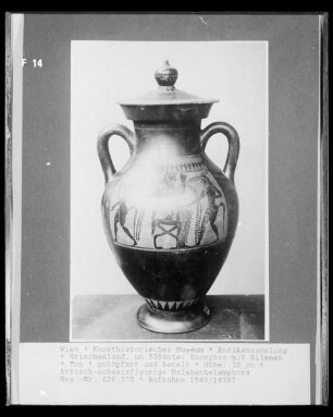 Dionysos mit Silenen