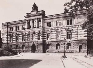 Dresden, Albertinum, Ostfassade zum Tzschirnerplatz