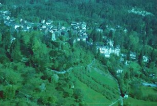 Badenweiler: Burg und Hotel Römerhof, von Westen