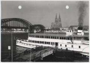 Köln, Hohe Domkirche St. Petrus und Hohenzollernbrücke