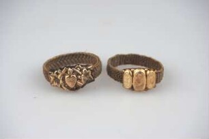 2 Ringe, Haar