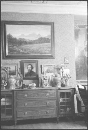 Wohnzimmer in der Villa Brenzinger