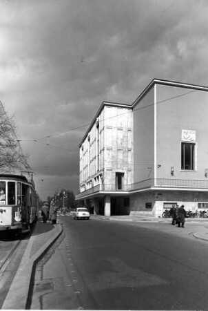 Außenansicht Opernhaus Düsseldorf (Deutsche Oper am Rhein)