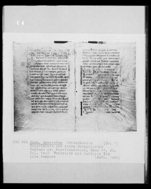 Doppelblatt aus einem Evangelistar, fol. 1v & 2, Textseite mit Initiale I
