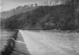 Wehr an einem Fluss