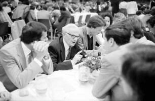 31. Tagung 1981 (29.6.-3.7.) Mediziner; Pressekonferenz: Sir Hans A. Krebs