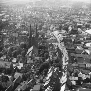 Steinweg in der Altstadt von Quedlinburg : Blickrichtung Westen