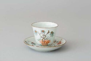 Becher mit Unterschale