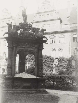 Brunnenfigur