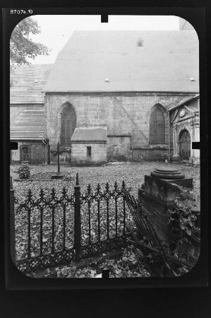Aegidii-Kirche, Fassaden (E), Altar (S)