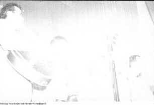 Konzert der "4 Brummers", Sammlung von Bombenfunden, Frauenporträts u. a., November 1965 - Februar 1966