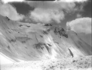 China. Sinkiang (Xinjiang). Kunlun. Kilian-Kette. Kilian-Pass (5460 m)