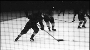 Garmisch-Paartenkirchen: Eisstadion, Eishockey Länderspiel, Deutschland gegen UdSSR, 0:13, Wettspiel