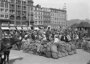 Hamburg, Gemüsemarkt auf dem Deichtormarkt