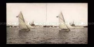 Segelboot und amerikanisches Kriegsschiff Marblehead, Holtenau
