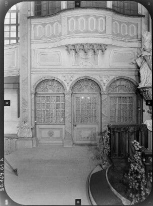 Müglitztal-Weesenstein. Schloss Weesenstein, Schlosskapelle (1738-1741; J. G. Schmidt). Herrschaftsstube