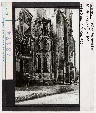 Laon: Kathedrale, Nordquerschiff von Nordosten