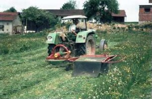 Fotografie: Futterernte, Trommelmähwerk
