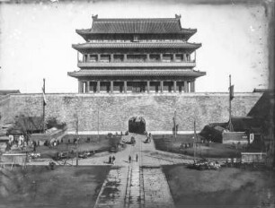 Toransicht : Hatamen-Tor zu Peking