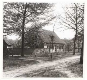 Siedlung Lendelsches Gelände, Potsdam-Bornstedt: Wohnhaus (Thunert, Baur ?) Vorderansicht