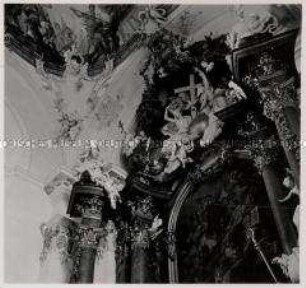 Rott am Inn, Kloster, Hochaltar, Aufsatz