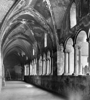 Brixen. Kreuzgang (wohl 1301/1400) am Dom