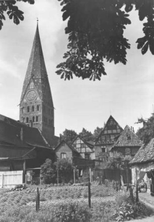 Hansestadt Lüneburg. Ansicht der St. Johanniskirche