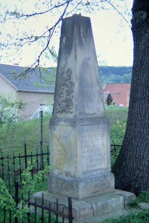 Kriegerdenkmal von 1870/71, das ein Bauer errichten ließ