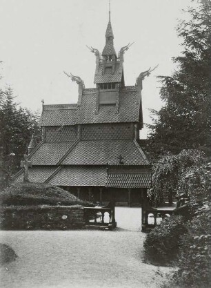 Bergen/Norwegen. Fantoft-Stabkirche