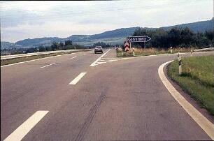 Einfahrt in Kreisel (Stockach Richtung Konstanz)