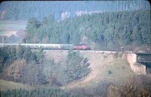 Freudenstadt Lok Baureihe 215 Eilzug Bnb-Wagen Ettenbachviadukt