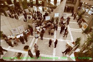 Fünftes Karlsruher Arbeitsgespräch zum Konzept "Produktion 2000-Strategien für die Produktion im 21. Jahrhundert" des Bundesministeriums für Bildung, Wissenschaft, Forschung und Technologie (BMBF) im Kongresszentrum Karlsruhe auf Einladung der Projektträgerschaft Fertigungstechnik und Qualitätssicherung (PFT)