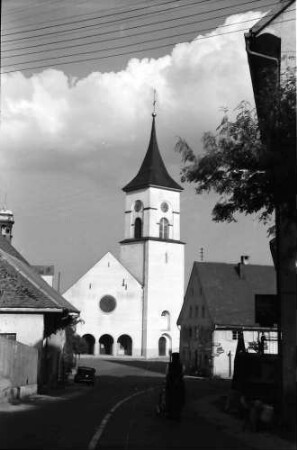 Lenzkirch: Kirche und Wolken