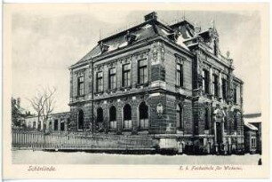 Schönlinde. Fachschule für Wirkerei