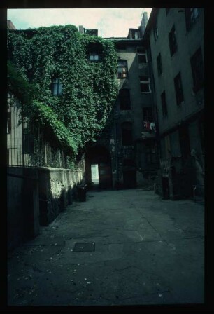 Diapositiv: Dresdener Str. 124, 1981