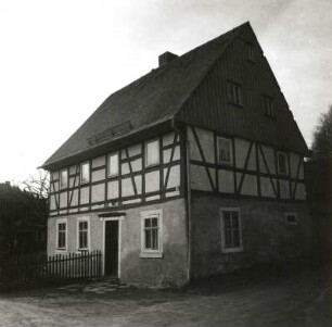 Dittmannsdorf (Geringswalde-Dittmannsdorf), Dorfstraße 6. Wohnhaus (ehem. Zollhaus, um 1820). Straßenansicht