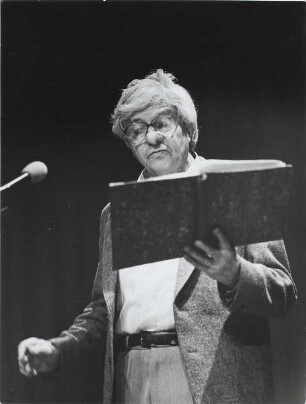 Ernst Kahler