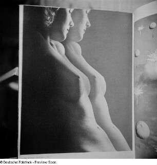 Reproduktion einer Fotografie Wolf Straches "Aktstudie"