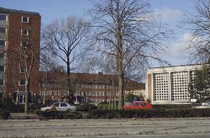 Kreisverwaltung vom Bahnhof aus gesehen