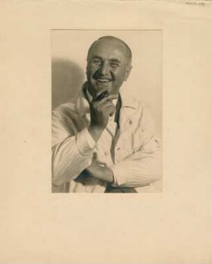 Arno Drescher lachend