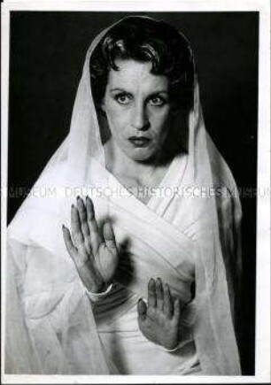 Maria Becker als "Antigone"