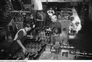 Radebeul, Radebeuler Schuhfabrik u.a., September 1952