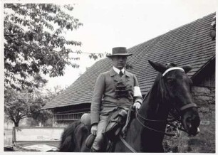 Oberregierungsrat Dr. Straub
