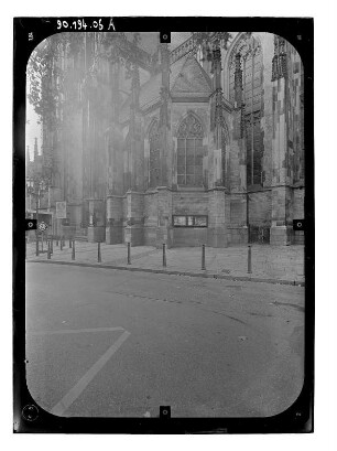 Duisburg. Salvatorkirche (Baubeginn 1330). Teilansicht von Südost
