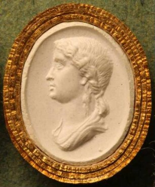 Profilbildnis der Agrippina (Daktyliothek, Zweites Historisches Tausend)