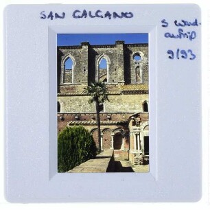 Chiusdino, Abtei S. Galgano : Süwand