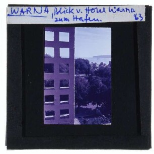 Warna, Hotel Warna