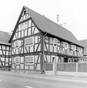Ortenberg, Hauptstraße 36, Hauptstraße 38