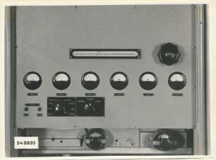 Fernsehsender HF 2832, Teilansicht Schrank B1 Mitte geschlossen , Foto 1954