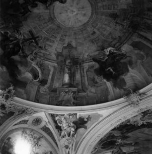 Mutter der schönen Liebe : Mutter der schönen Liebe. Fresko (1748/1750; G. B. Goetz). Birnau (Uhldingen-Mühlhofen), Wallfahrtskirche Sankt Marien, Kuppel